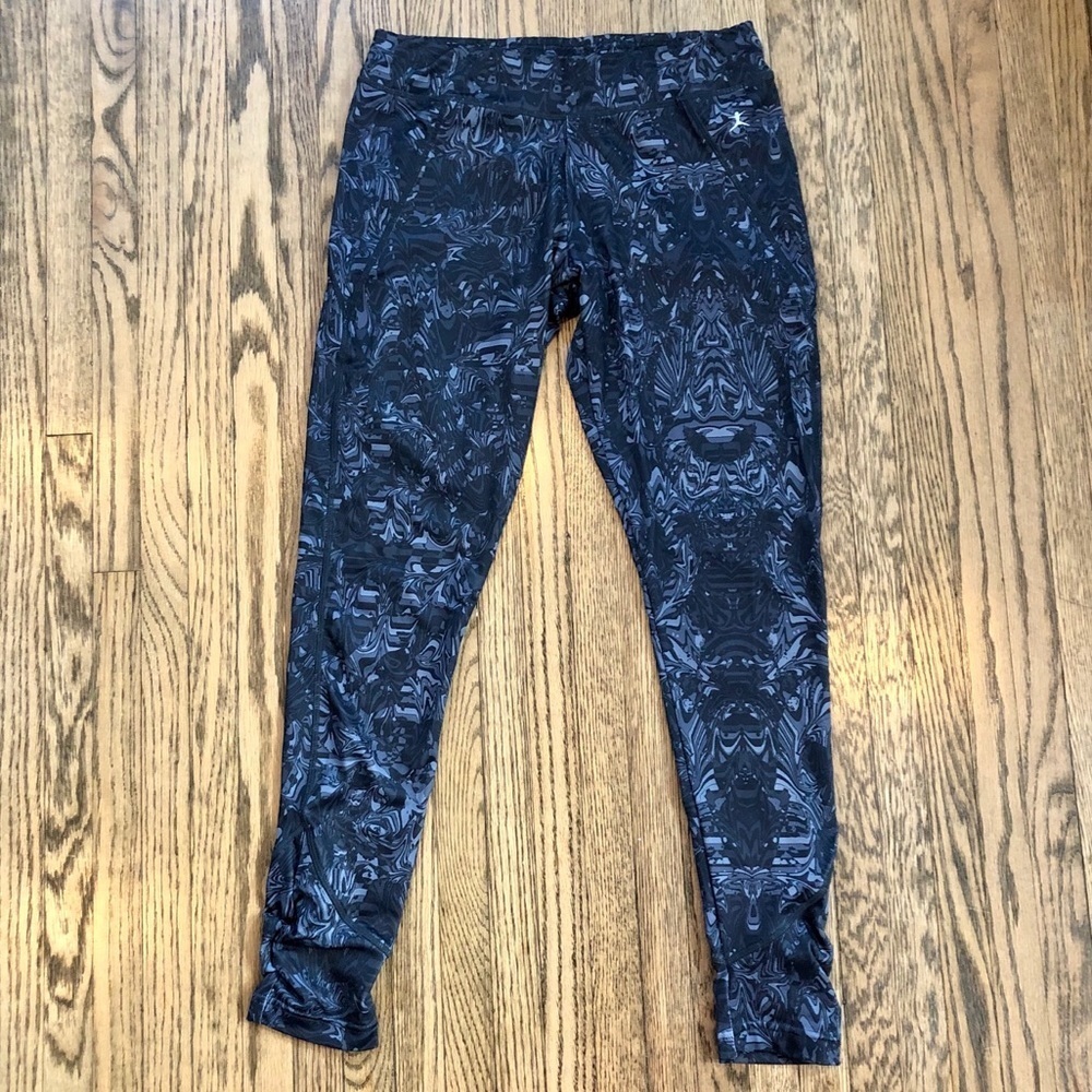 ✨3/$30✨ Danskin Patterned Cropped Athletic Leggings | S​​